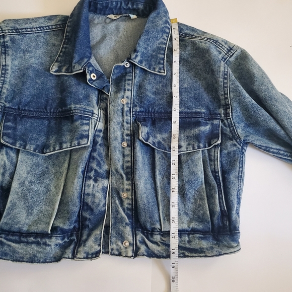 Highway Jeans Denim Women's cropped jean jacket w/ slight distressing. Sz Medium - Picture 8 of 10